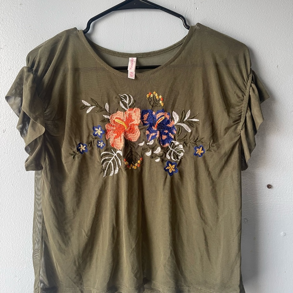 🌸 Xhilaration Olive Green Embroidered Mesh Top | Ruffle Sleeves | XS - Picture 3 of 6